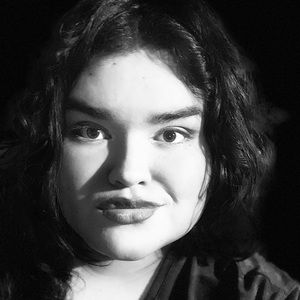 Meet your Posher, Esmer